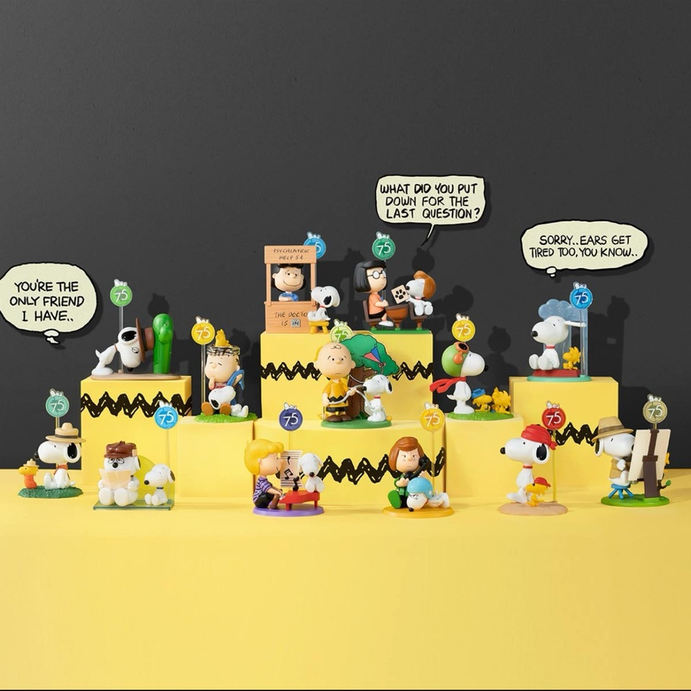 Pop Mart Peanuts 75th Anniversary Snoopy Comic Life Series Figure - Sack Jumping - Picture 5 of 8